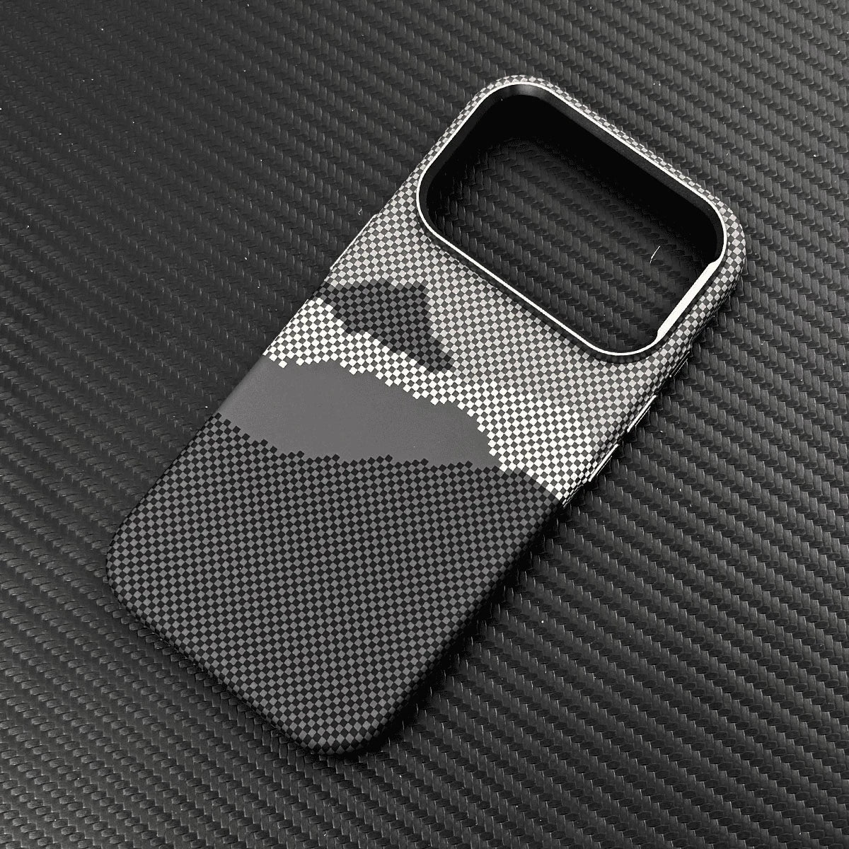 Carbon Fiber Texture Magnetic Case For iphone 17 Pro Max 17Pro Air Ultrathin Alloy Lens Wireless Charge for Magsafe Hard Pc Case