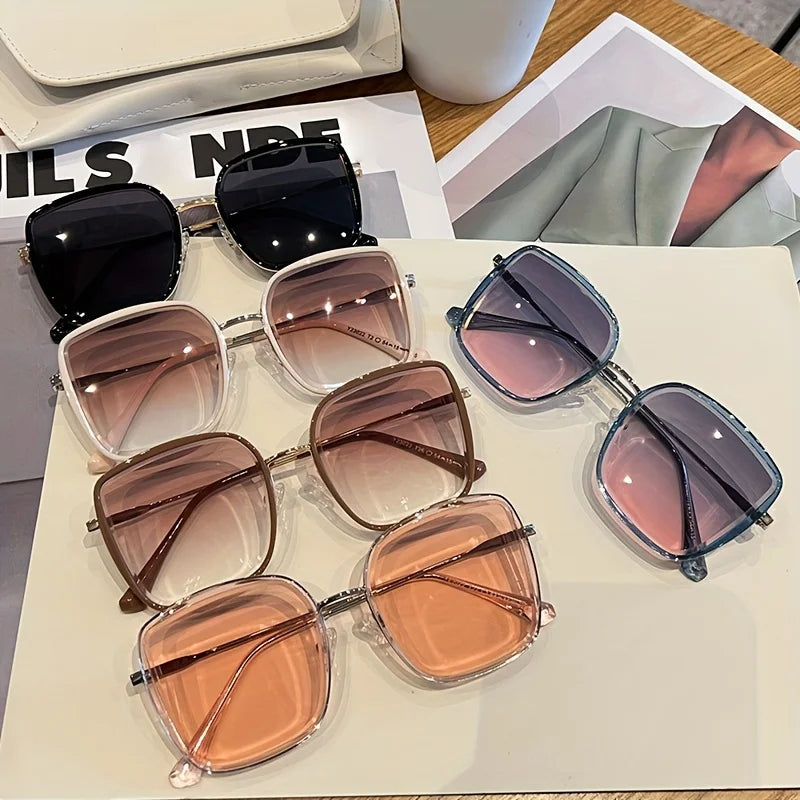 2026 New Fashion Oversized Frame Sunglasses for Women Perfect for Round Faces Stylish Trendy Shades Suitable for Parties Daily Wear Ideal Holiday Gift for Family and Friends Must Have Fashion Accessory for Modern Ladies